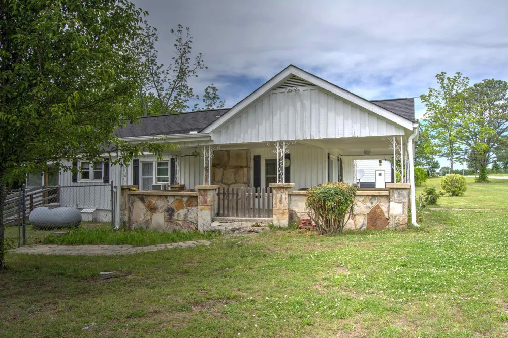 1115 Alabama 73 Bryant, AL 35958