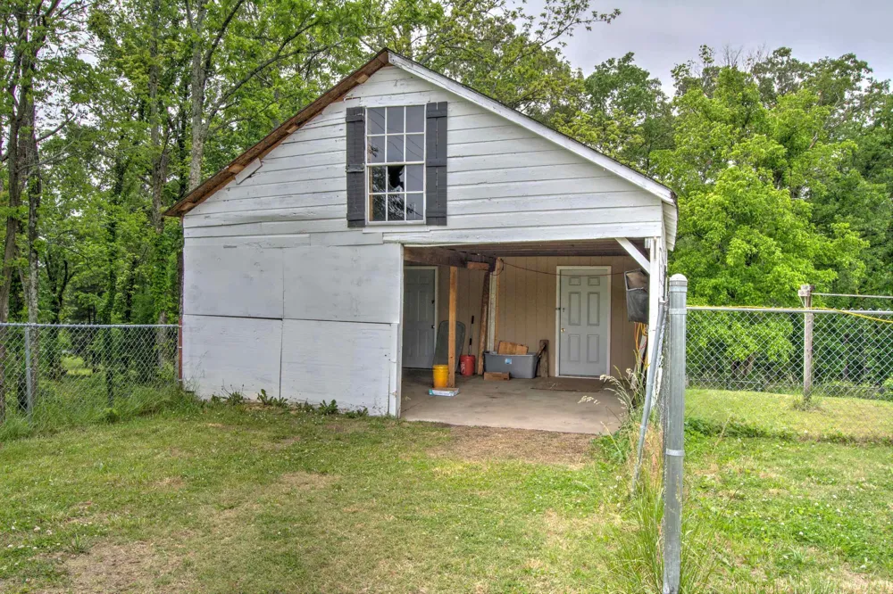 1115 Alabama 73 Bryant, AL 35958