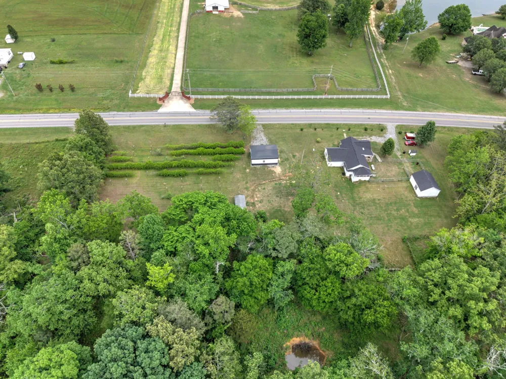 1115 Alabama 73 Bryant, AL 35958