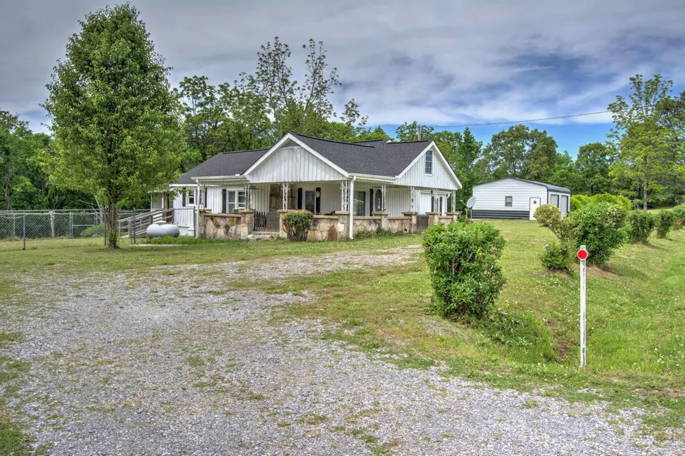 1115 Alabama 73 Bryant, AL 35958