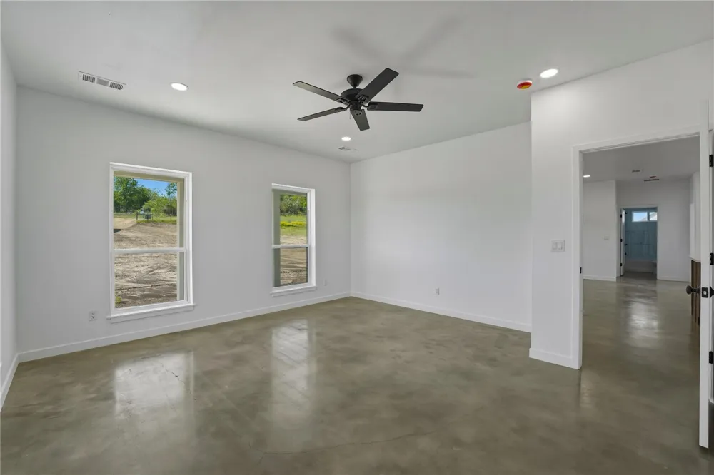 9391 Hajovsky Road La Grange, TX 78945
