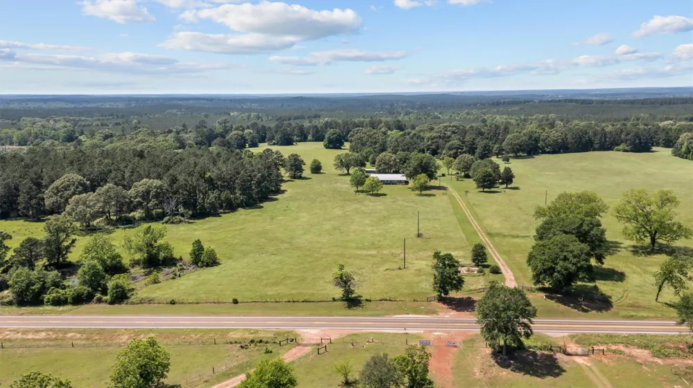 11755 State Highway 21 E Crockett, TX 75835