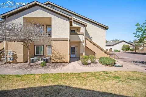 3780 Riviera Grove #101