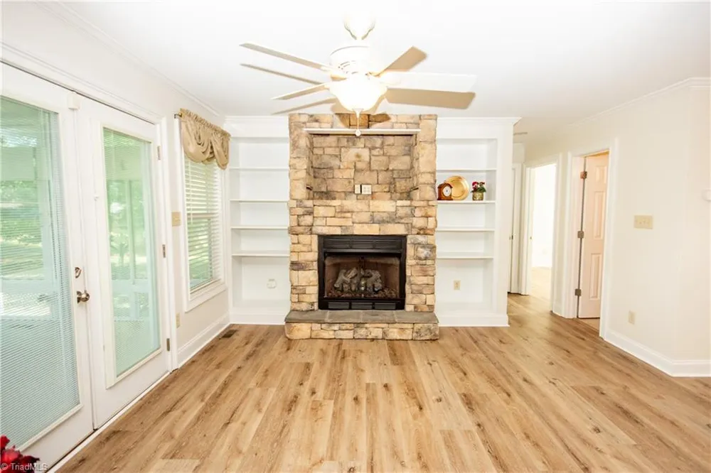 183 Devon Lane Statesville, NC 28625