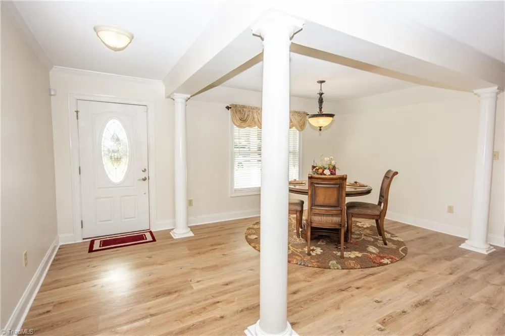 183 Devon Lane Statesville, NC 28625