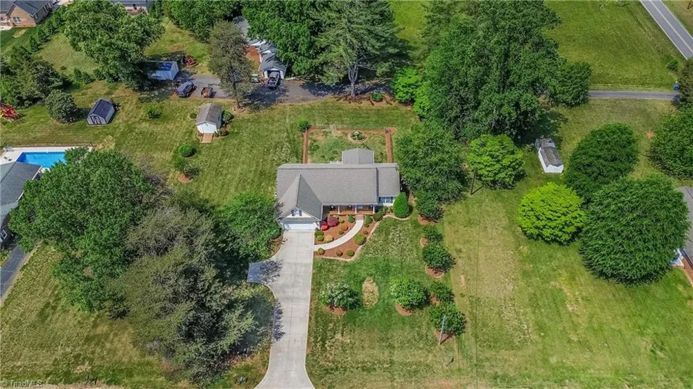 183 Devon Lane Statesville, NC 28625