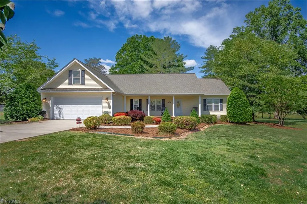 183 Devon Lane Statesville, NC 28625