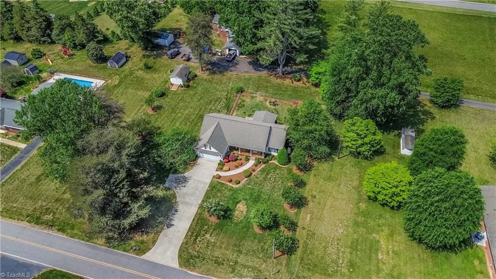 183 Devon Lane Statesville, NC 28625