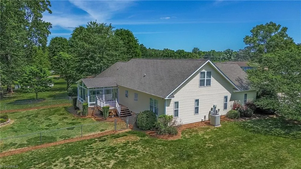 183 Devon Lane Statesville, NC 28625