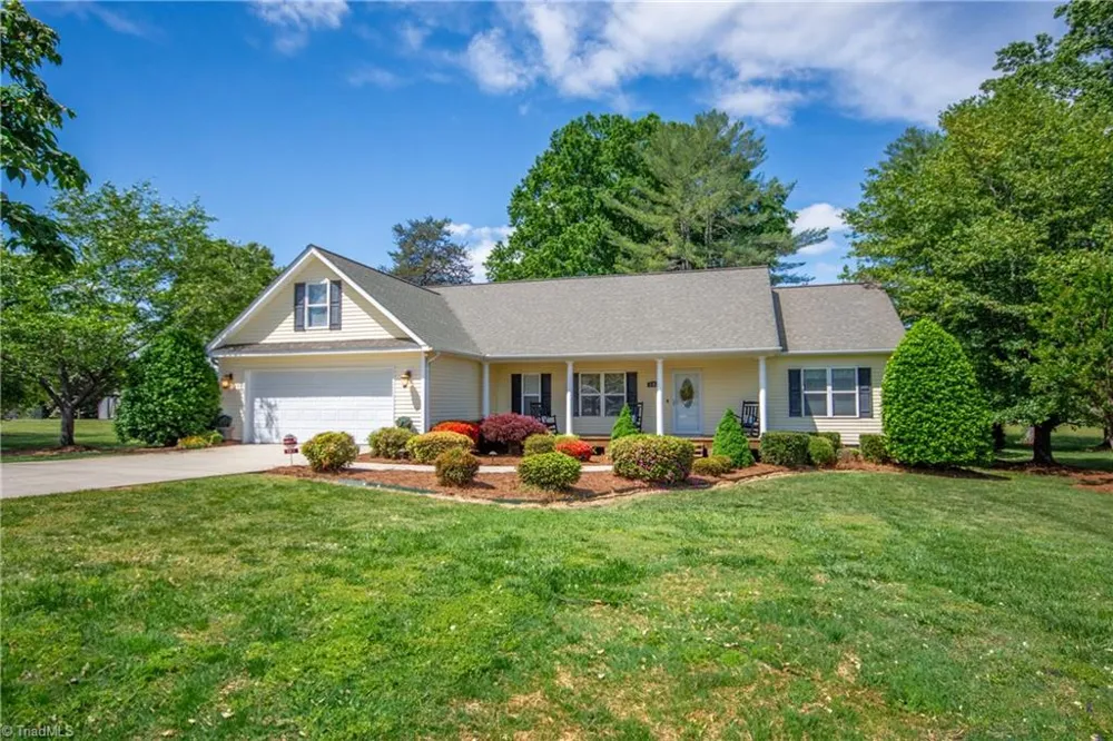 183 Devon Lane Statesville, NC 28625