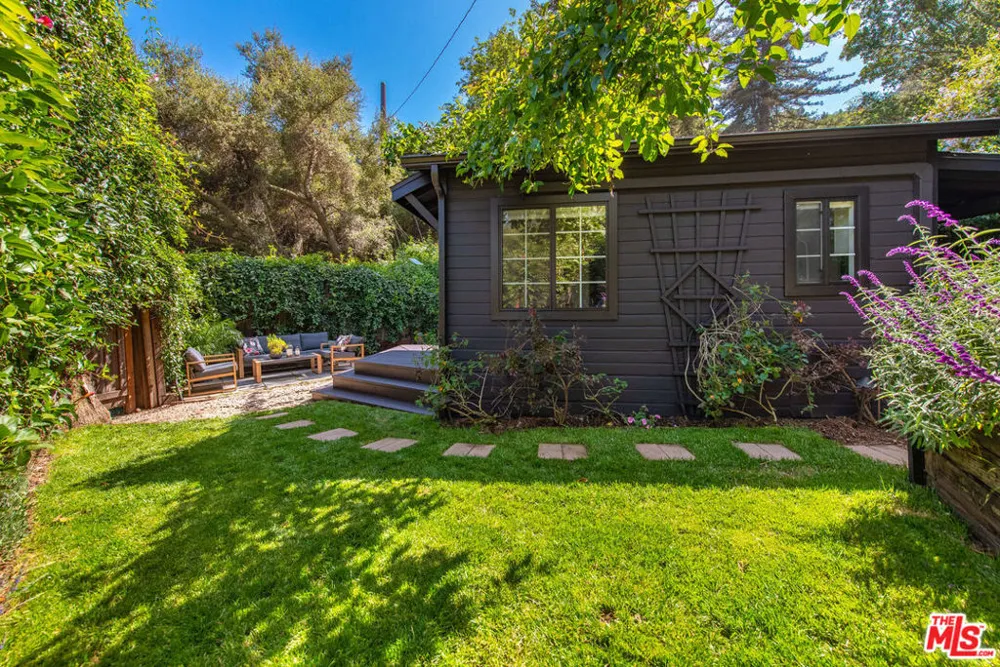 19809 Montau Drive Topanga, CA 90290