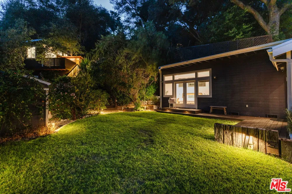 19809 Montau Drive Topanga, CA 90290