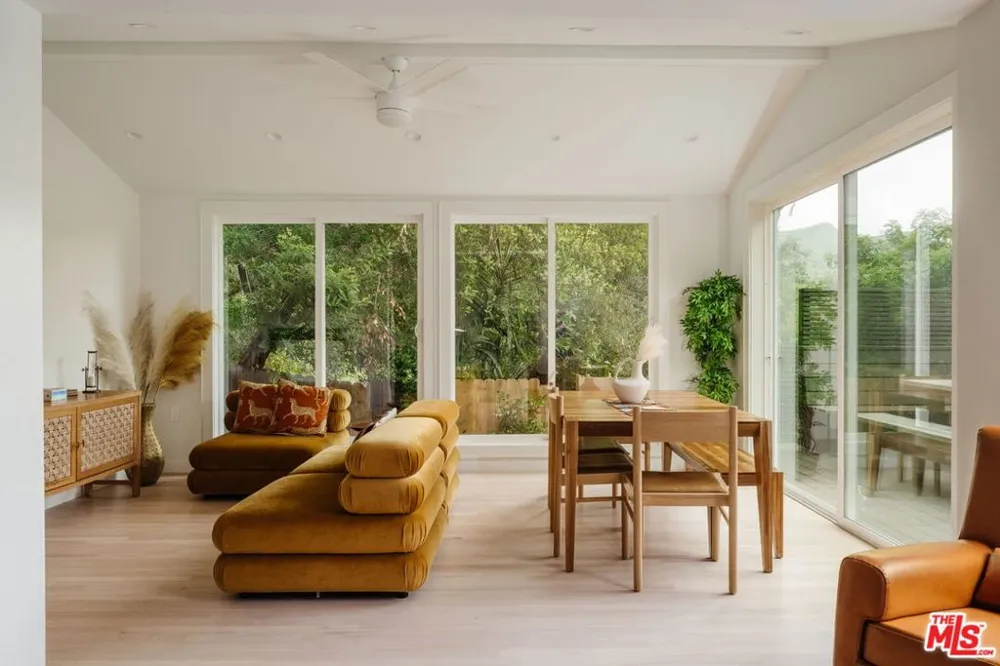 19809 Montau Drive Topanga, CA 90290