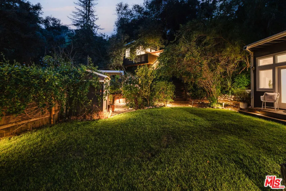19809 Montau Drive Topanga, CA 90290