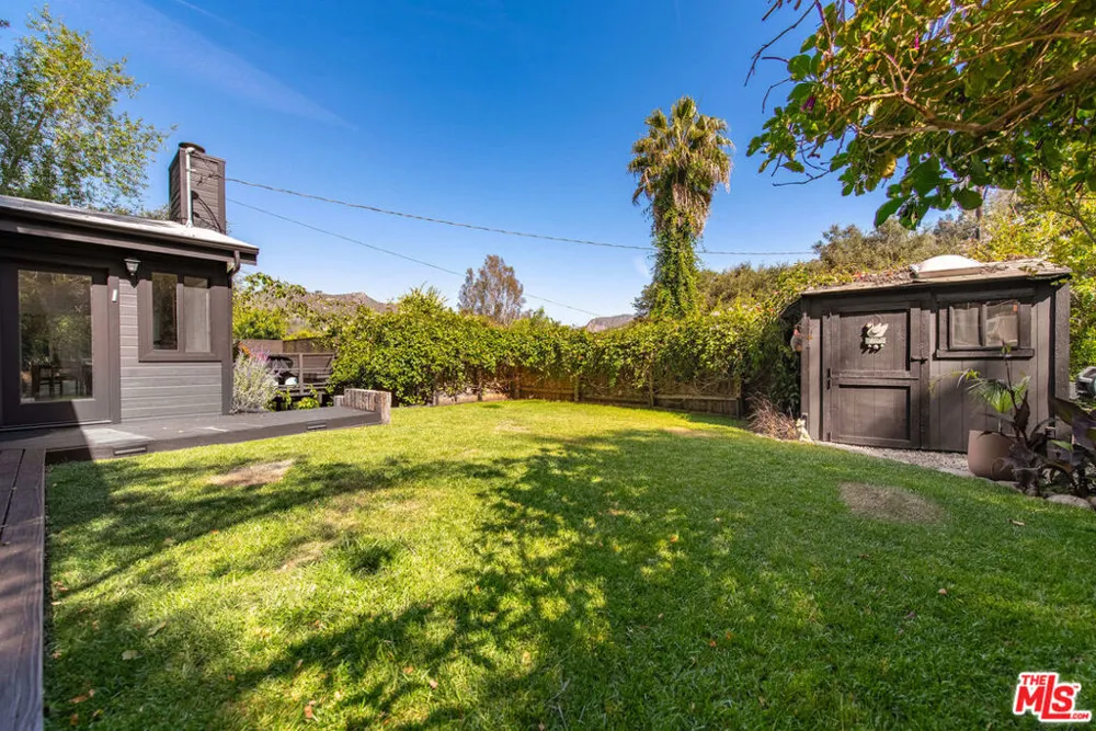 19809 Montau Drive Topanga, CA 90290