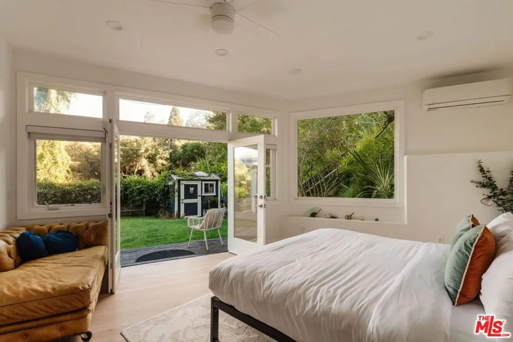 19809 Montau Drive Topanga, CA 90290
