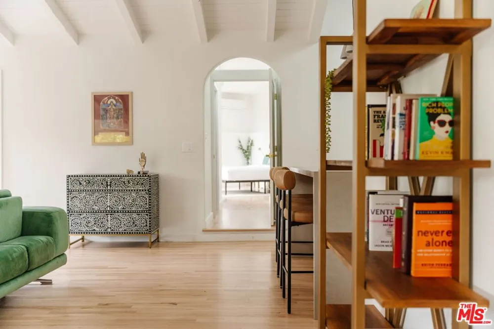 19809 Montau Drive Topanga, CA 90290