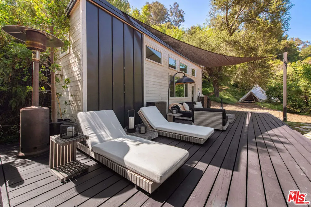 19809 Montau Drive Topanga, CA 90290