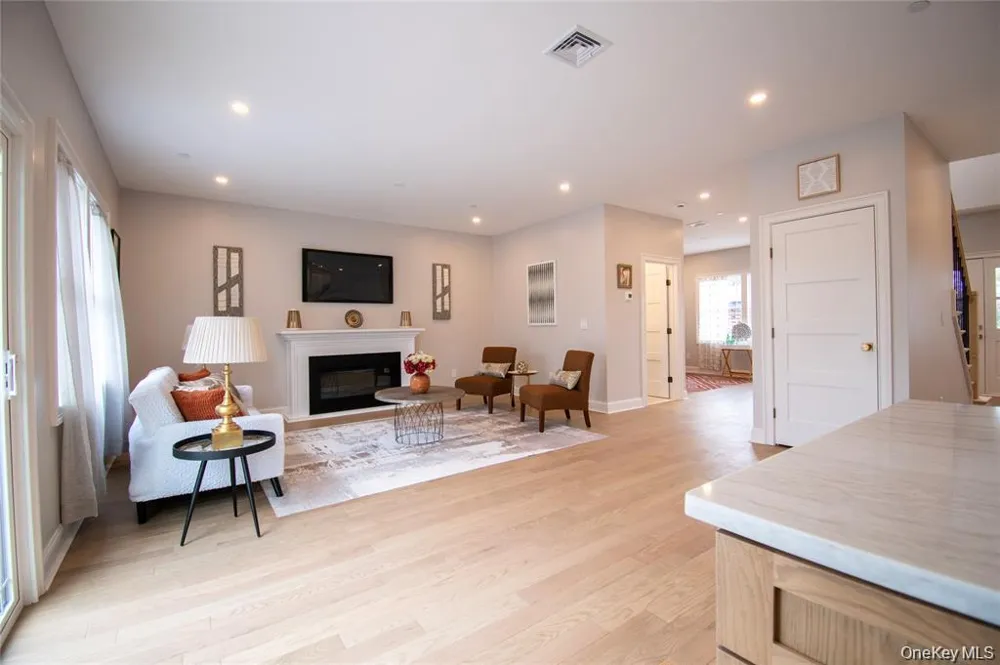 3004 Harbor Street Baldwin, NY 11510
