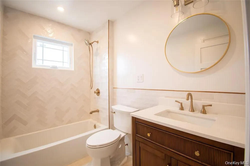 3004 Harbor Street Baldwin, NY 11510