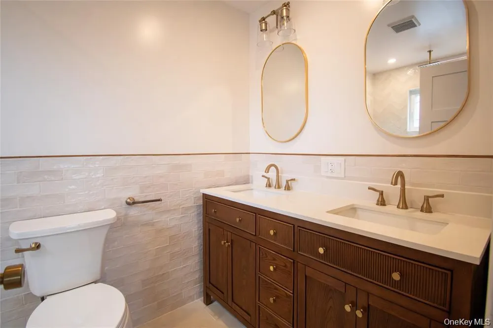3004 Harbor Street Baldwin, NY 11510