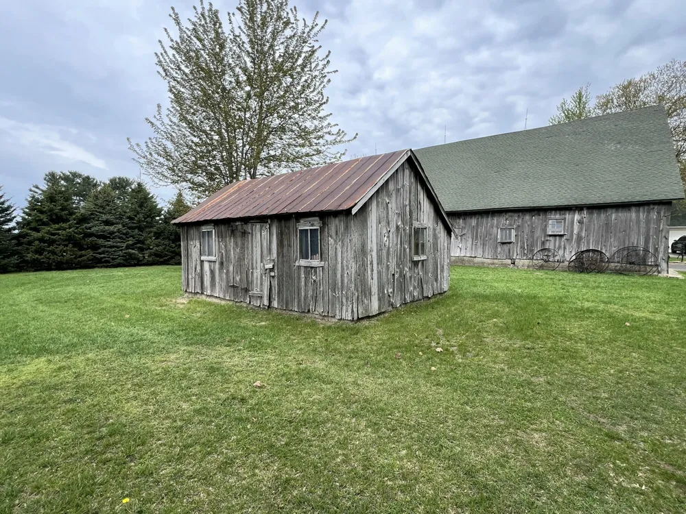 8331 112th Avenue West Olive, MI 49460