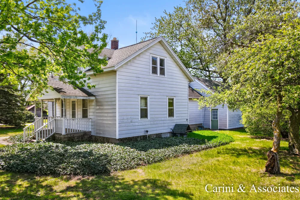 8331 112th Avenue West Olive, MI 49460