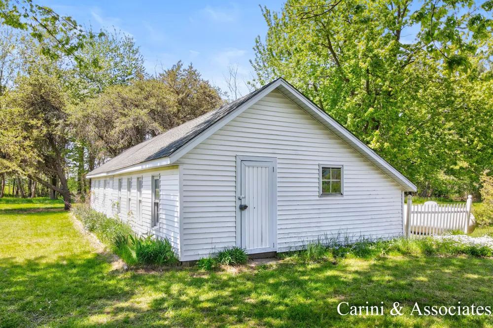8331 112th Avenue West Olive, MI 49460