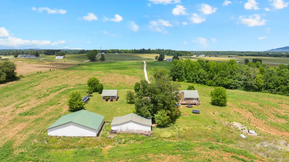 235 Breezy Knoll Ln Morrison, TN 37357