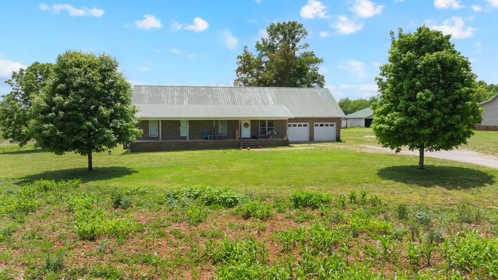 235 Breezy Knoll Ln Morrison, TN 37357