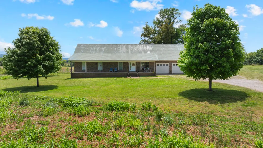 235 Breezy Knoll Ln Morrison, TN 37357