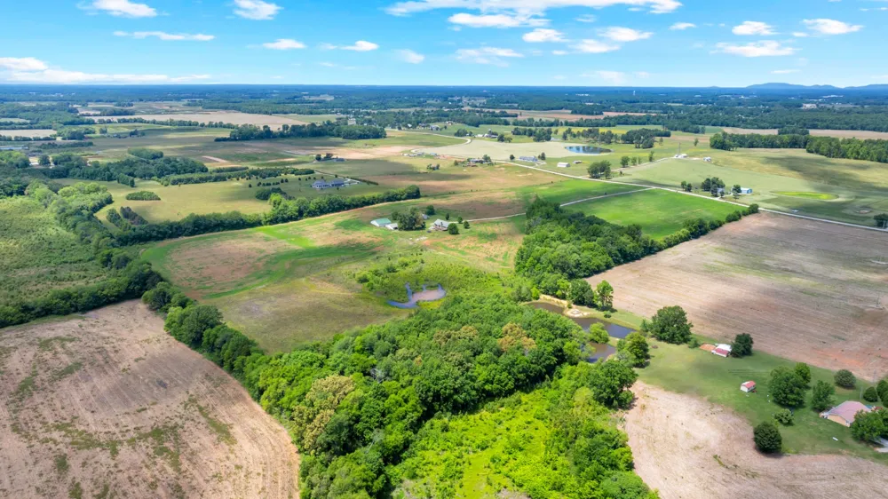 235 Breezy Knoll Ln Morrison, TN 37357