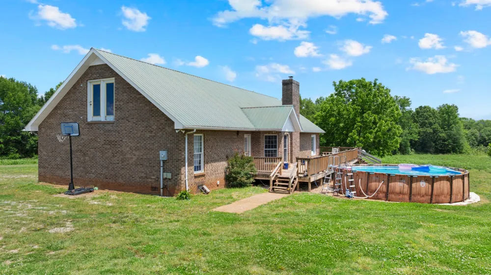 235 Breezy Knoll Ln Morrison, TN 37357