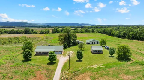 235 Breezy Knoll Ln