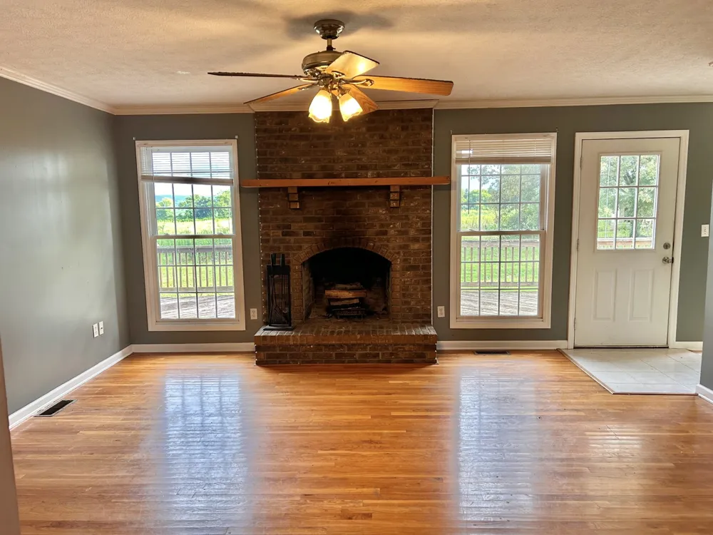 235 Breezy Knoll Ln Morrison, TN 37357