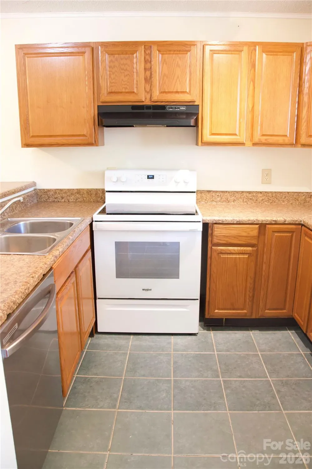1610 Eagles Place #J-204 Rock Hill, SC 29732