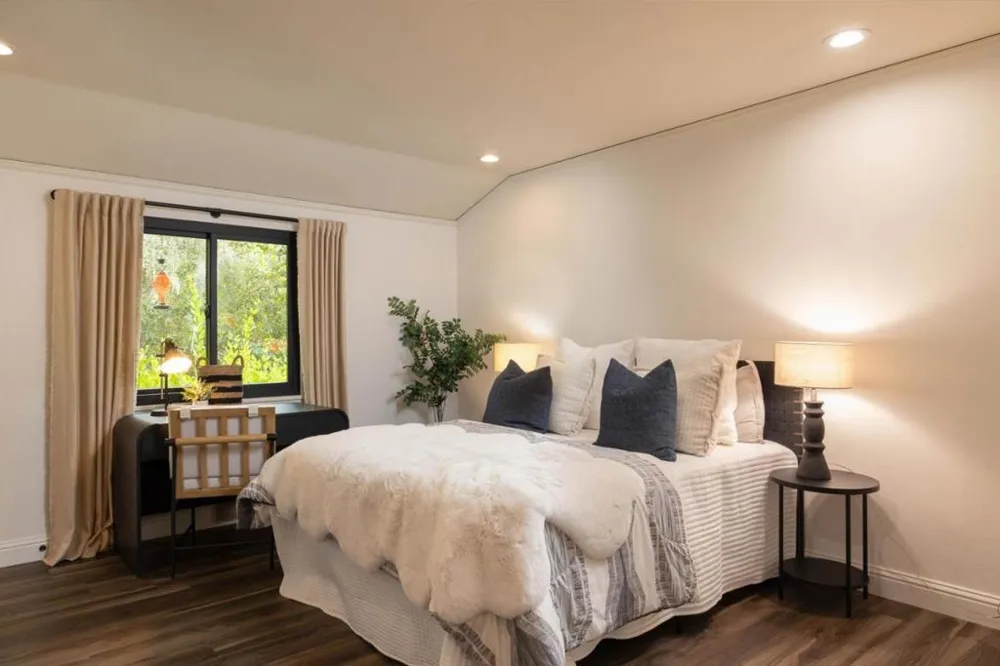 25315 Flanders Drive Carmel, CA 93923
