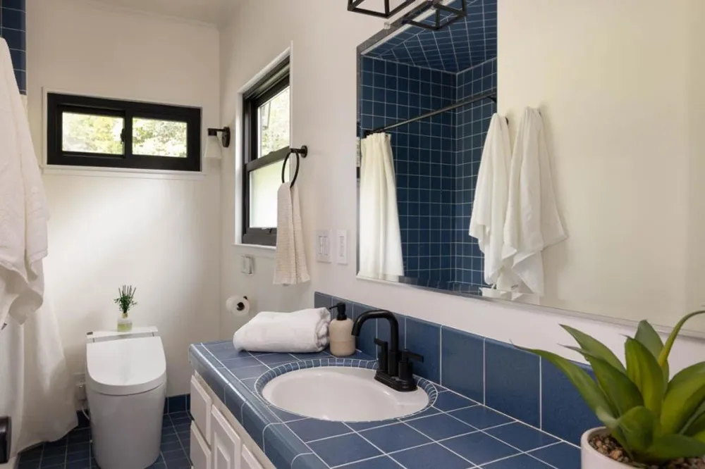 25315 Flanders Drive Carmel, CA 93923