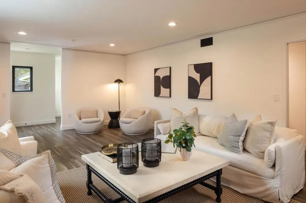 25315 Flanders Drive Carmel, CA 93923
