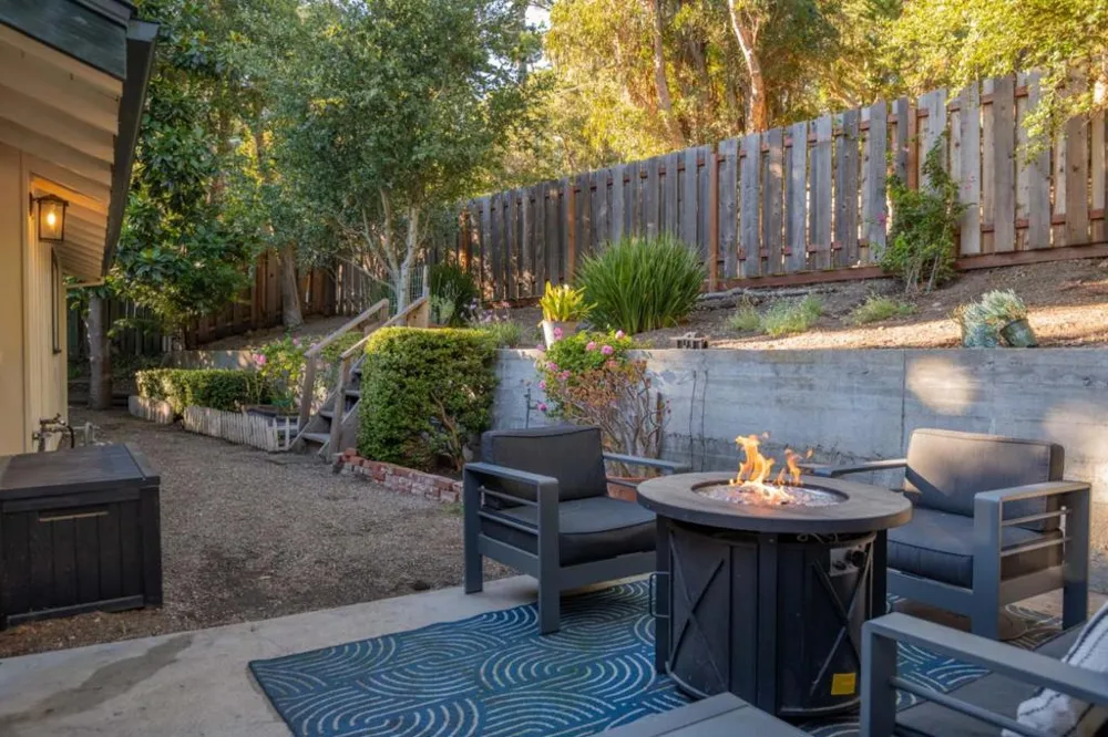 25315 Flanders Drive Carmel, CA 93923
