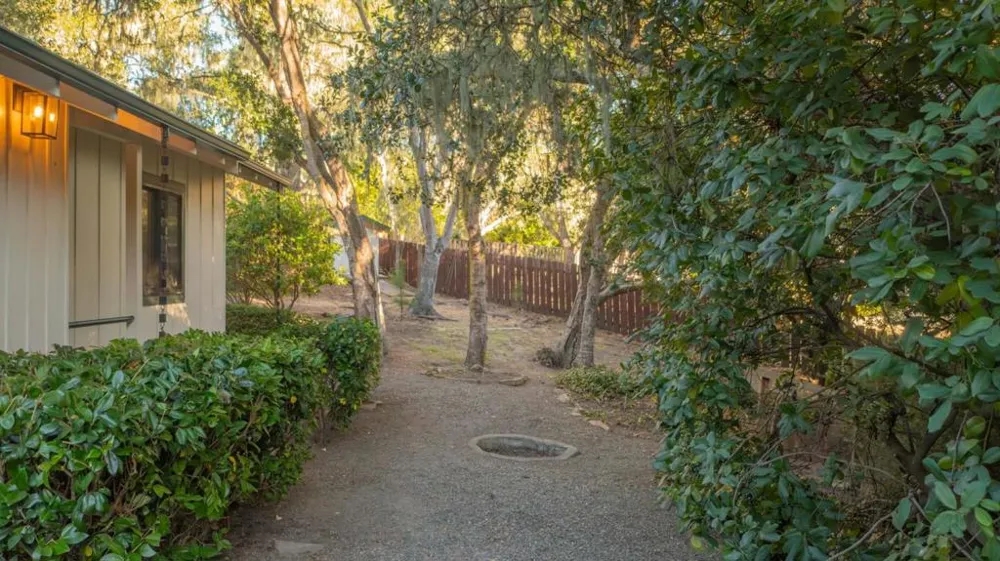 25315 Flanders Drive Carmel, CA 93923