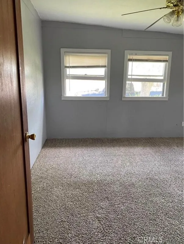 581 E Menlo Hemet, CA 92543