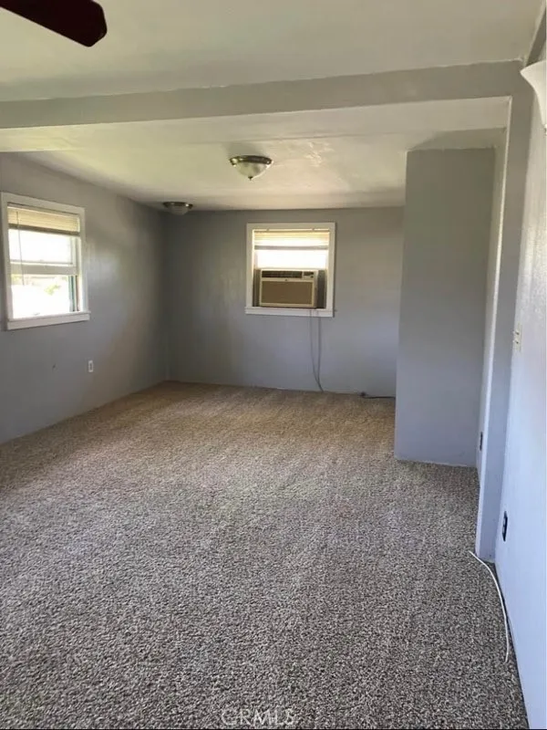 581 E Menlo Hemet, CA 92543