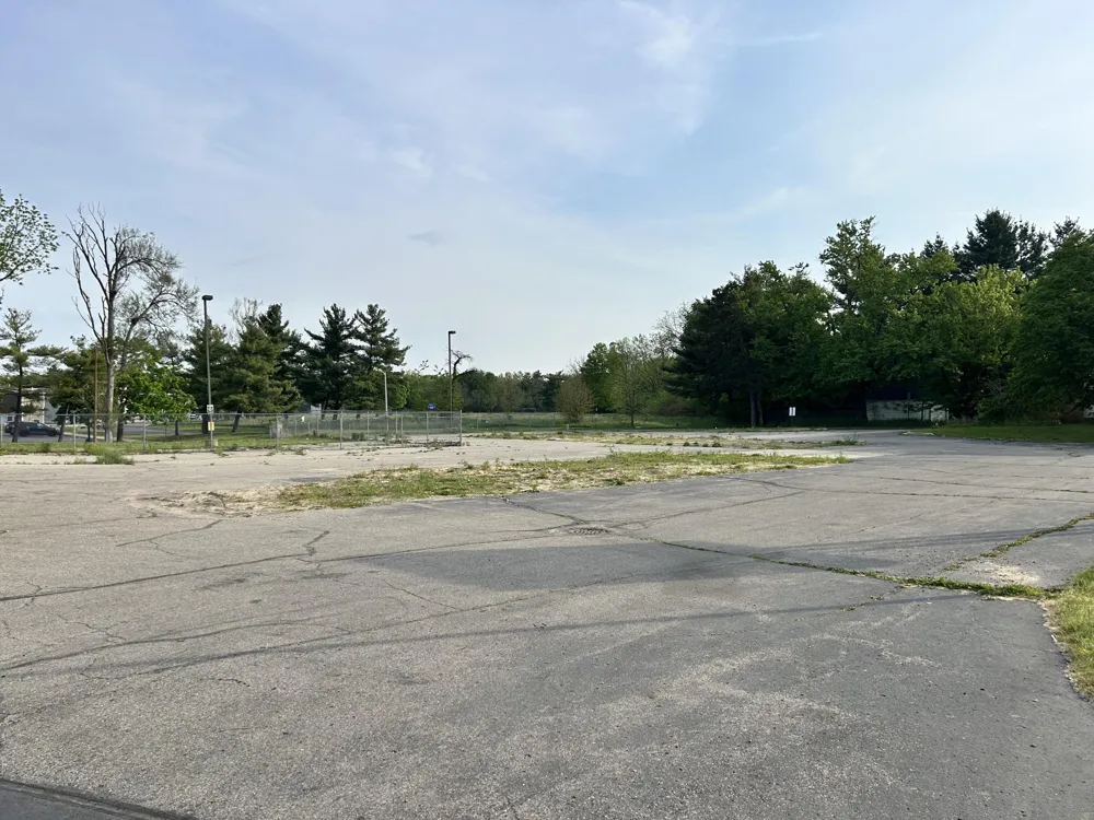 2425 Gull Road Kalamazoo, MI 49048