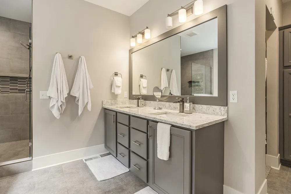 3479 Jeffrey Spur Hamilton, MI 49419