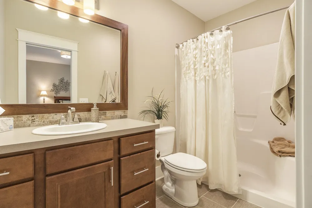 3479 Jeffrey Spur Hamilton, MI 49419