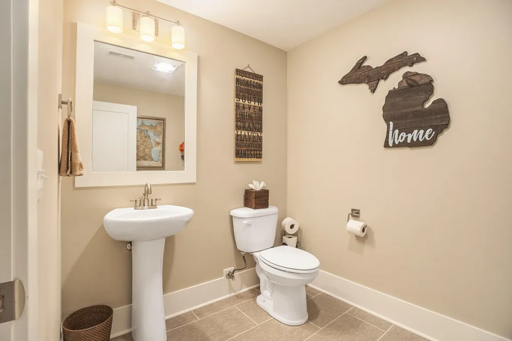 3479 Jeffrey Spur Hamilton, MI 49419