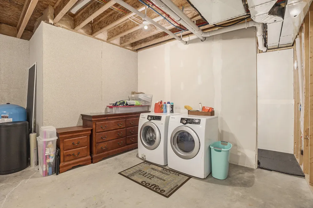 3479 Jeffrey Spur Hamilton, MI 49419