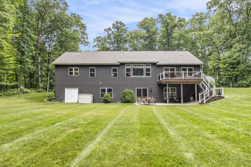 3479 Jeffrey Spur Hamilton, MI 49419