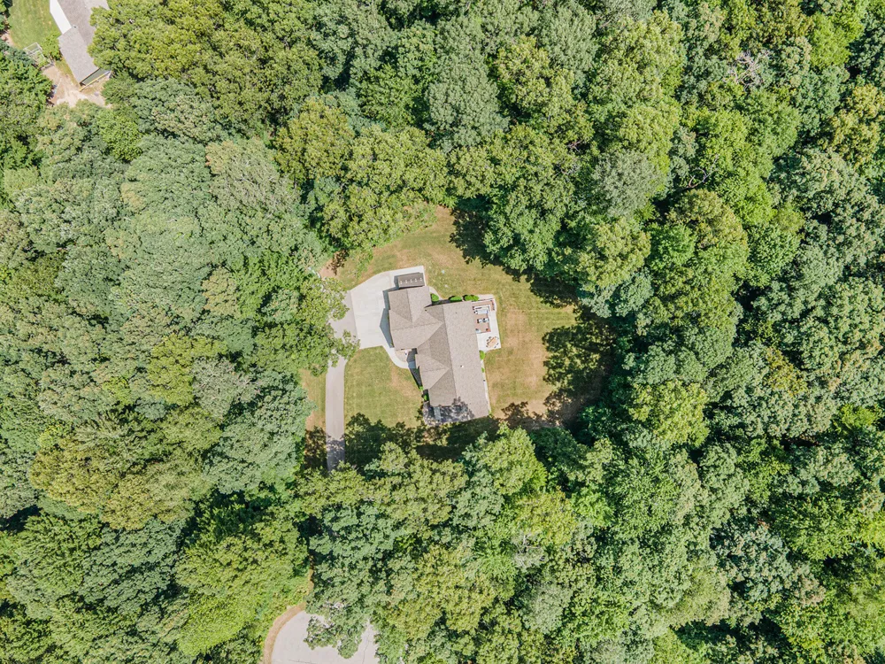 3479 Jeffrey Spur Hamilton, MI 49419
